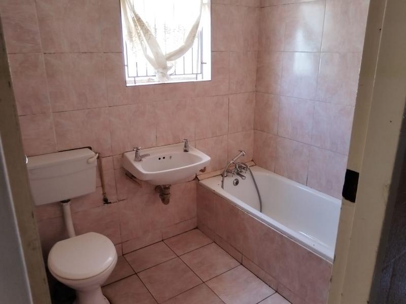 4 Bedroom Property for Sale in Rocklands Western Cape